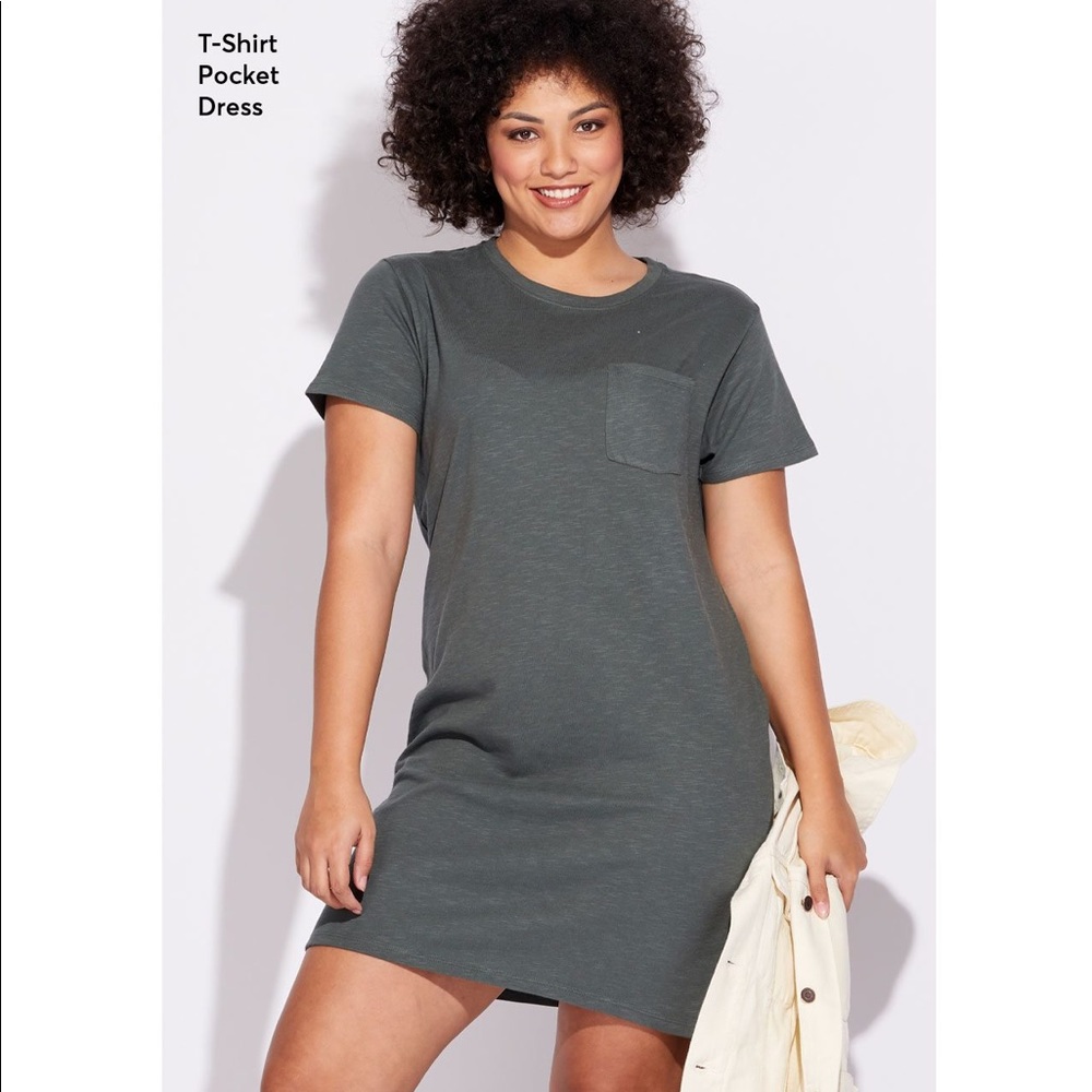 PACT apparel t-shirt pocket dress in Moss